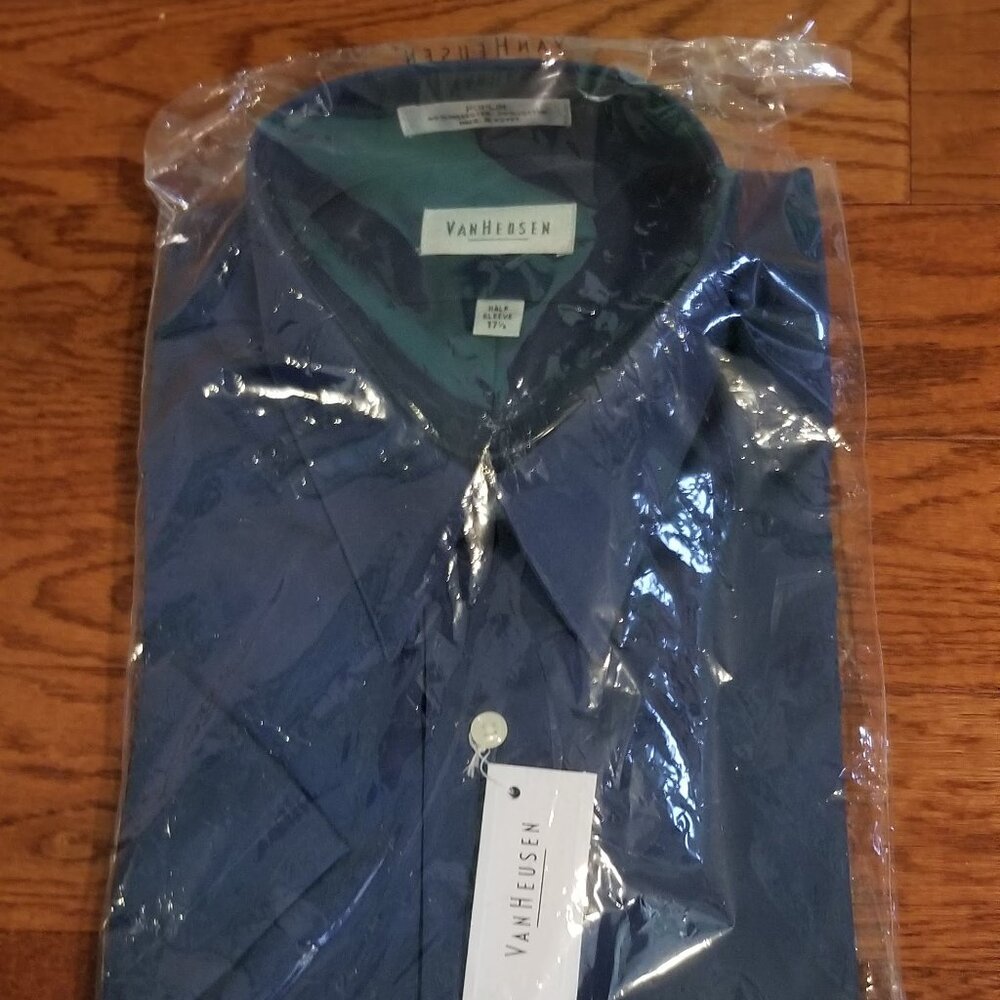 NWT Sz 17.5 short sleeve shirt